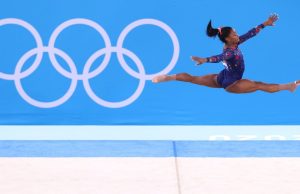 Simone Biles se vuelve a vestir de oro en París 2024