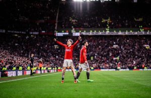 Locura en Old Trafford en los cuartos de final de la FA Cup entre Manchester United y Liverpool
