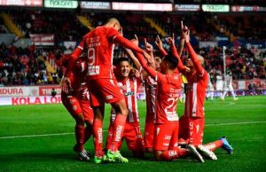 Necaxa «electrocuta» a los Zorros del Atlas en el Jalisco