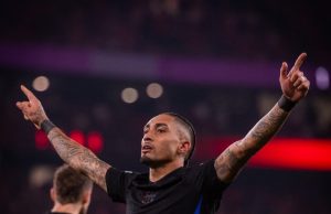 Raphinha le dio el triunfo al Barcelona sobre Benfica en los Octavos de Final de la UEFA Champions League