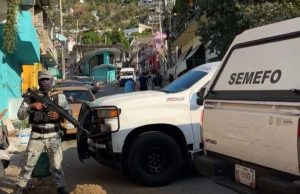 Suspenden transporte en ruta de Acapulco por agresiones armadas Asesinan a balazos a la “checadora” del sitio de camionetas Urvan de la colonia Antorcha Revolucionaria