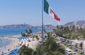 7 playas que no te puedes perder en Acapulco Acapulco brinda varios rincones que te permiten realizar varias actividades; lo principal, un baño de sol.
